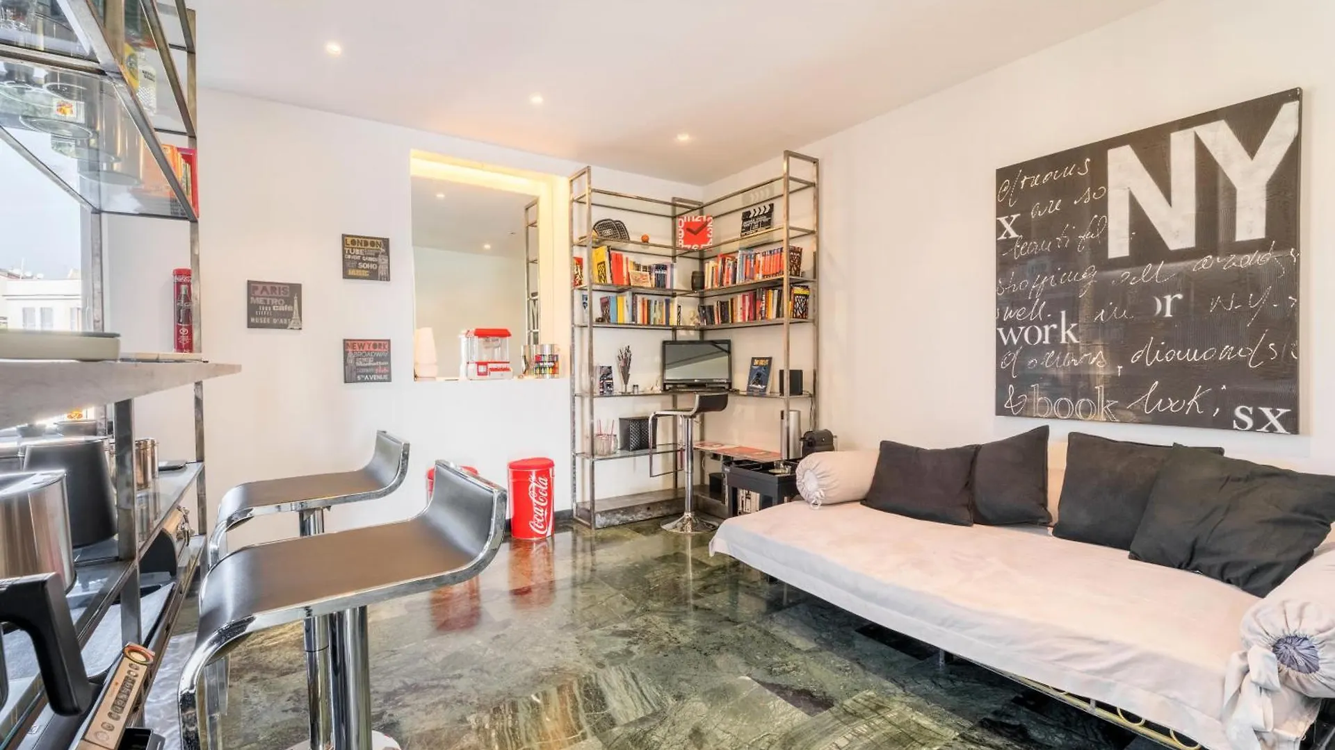 Comics Roma Penthouse, Funny Flat Nearby Colosseum 0*, Rome